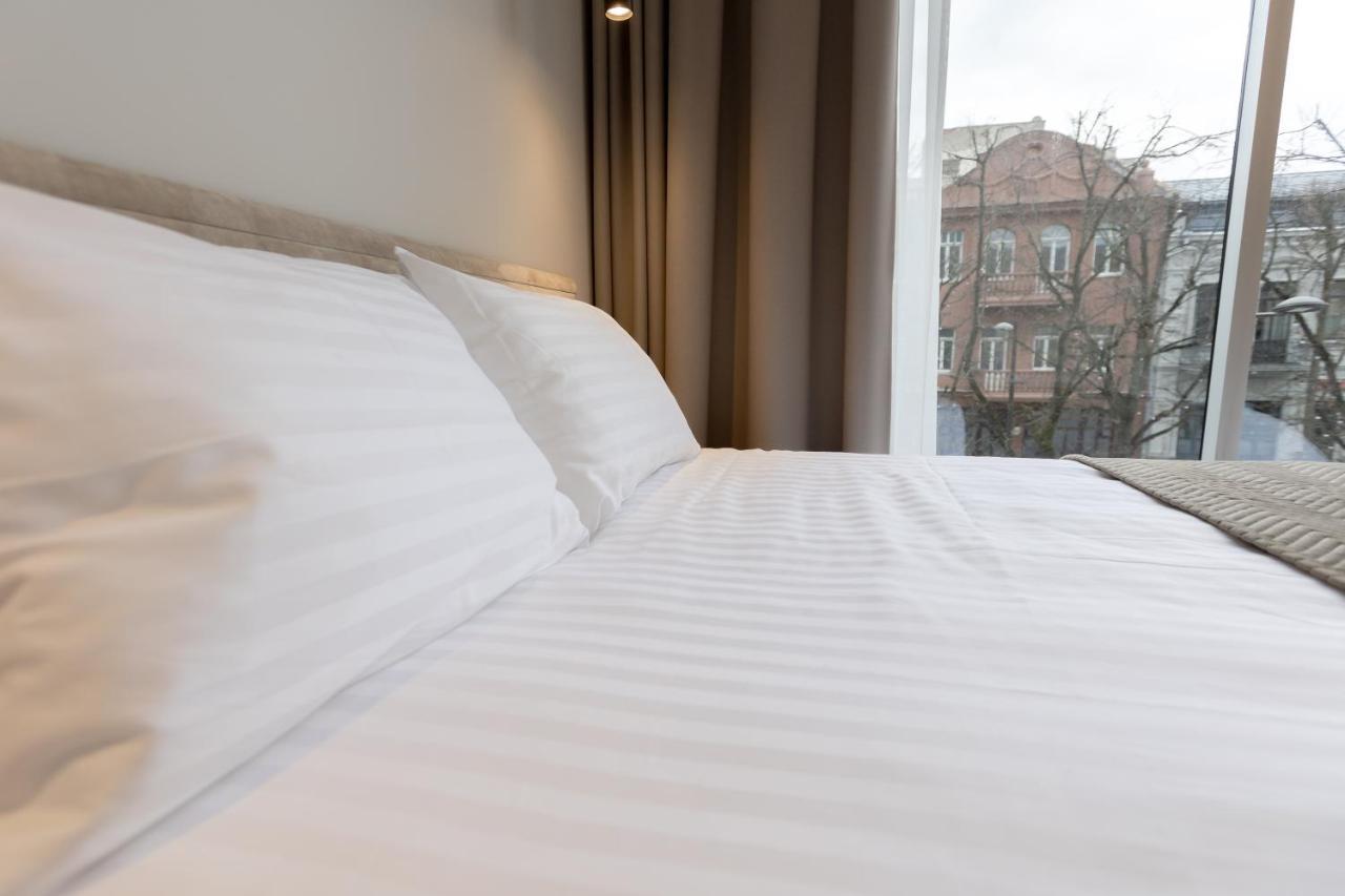 Laisve Boutique Apartments Kaunas Bagian luar foto