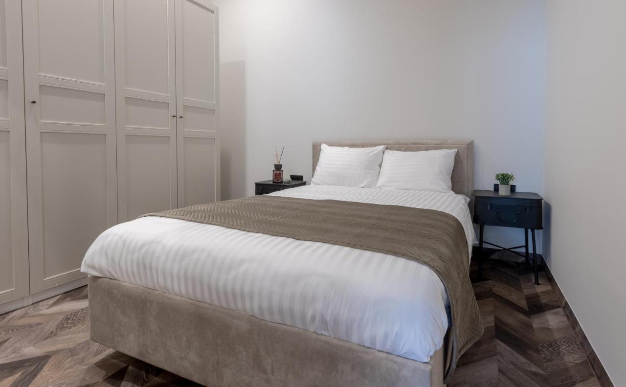 Laisve Boutique Apartments Kaunas Bagian luar foto